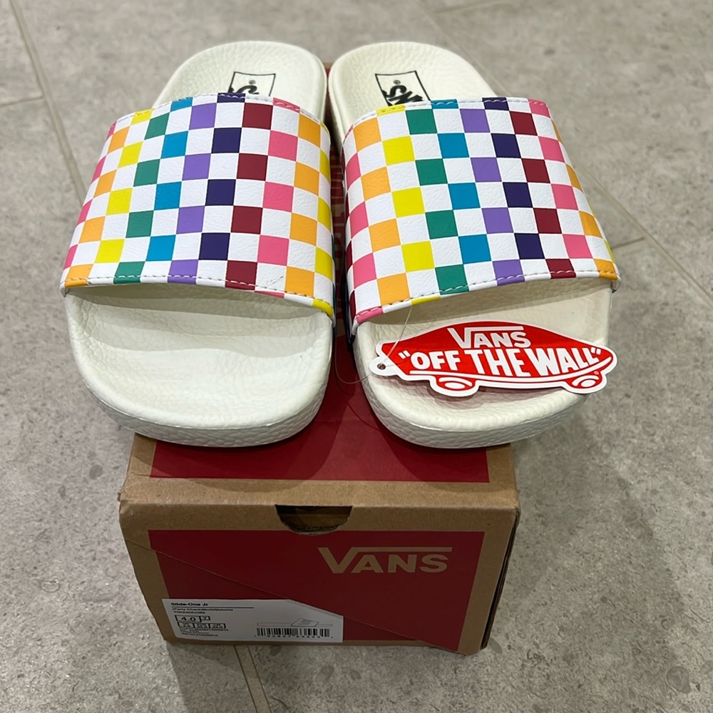 Brand new in box Vans rainbow slides!